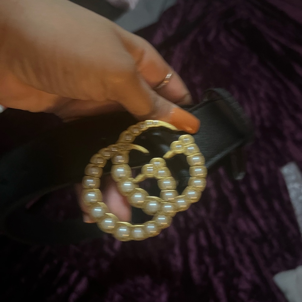 Elegant Gucci Black Belt with Pearl-Embellished Buckle
